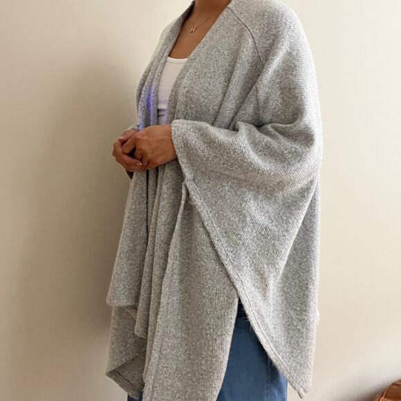 Isabel Maternity by Ingrid & Isabel Gray Open Cardigan Size OS - Picture 8 of 11